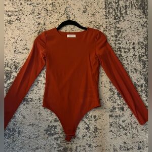 Babaton Contour Crew Bodysuit